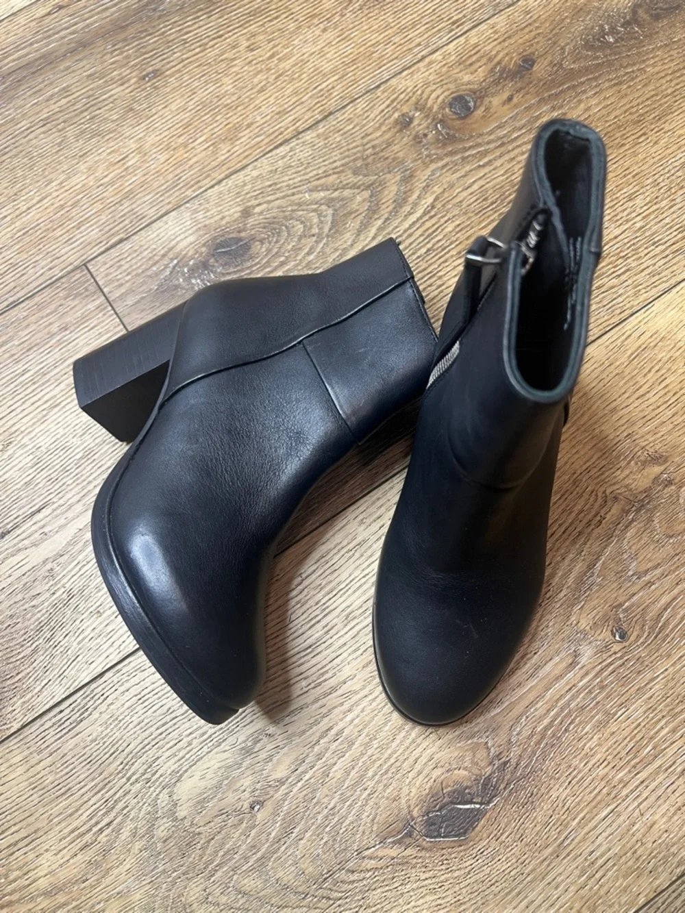 Thursday Boot Co. Modern Black Leather Ankle Boot Size 5.5